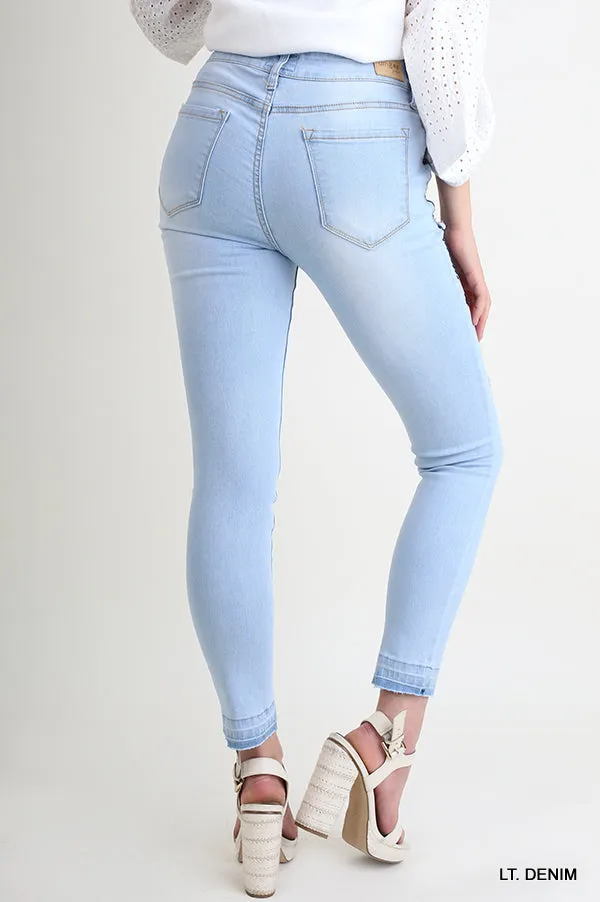 Floral Embroidered Distressed Skinny Jeans