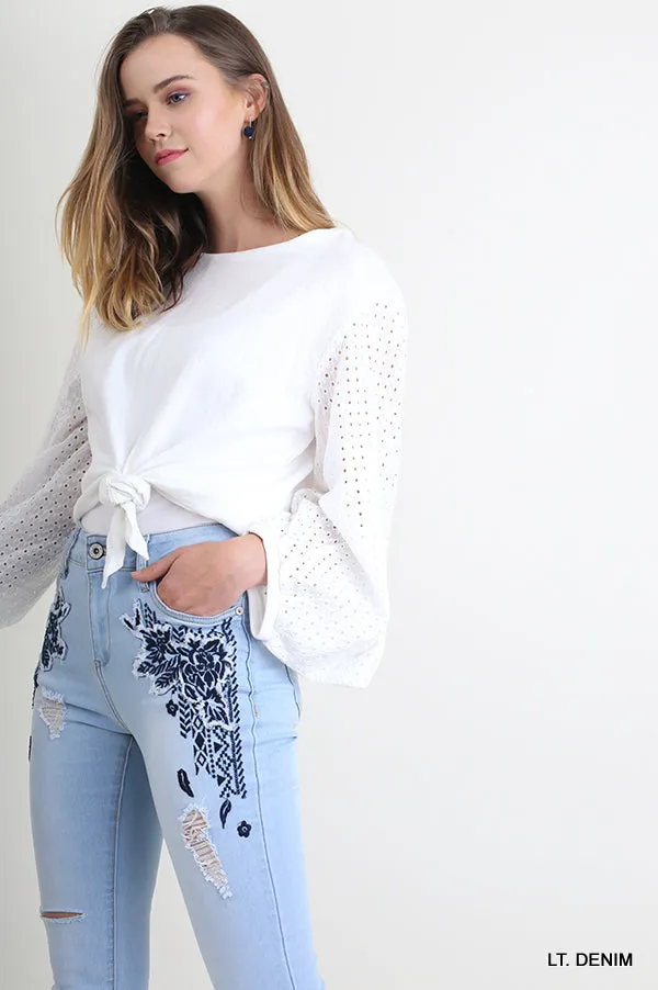 Floral Embroidered Distressed Skinny Jeans