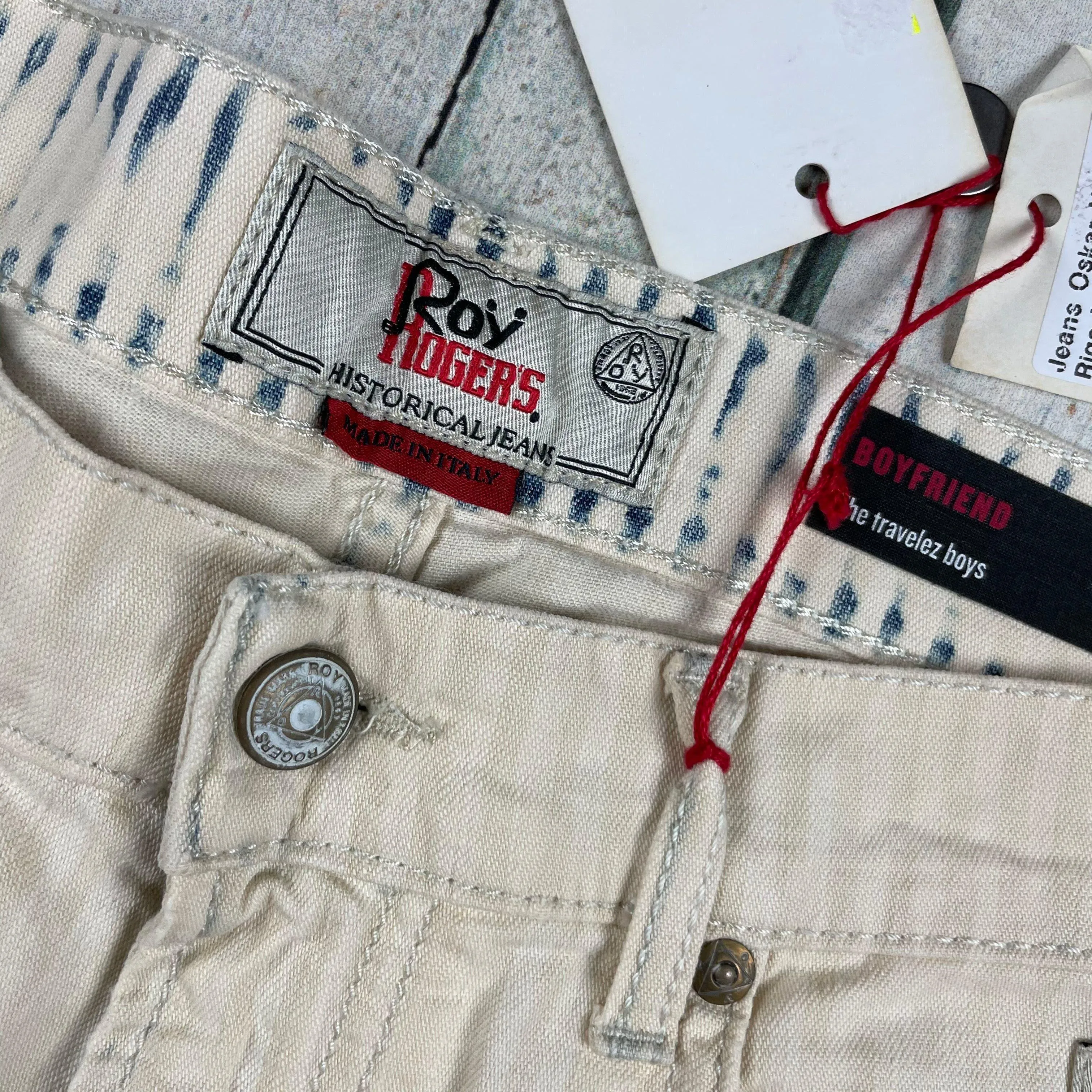 NWT- Roy Rogers Italian Ladies Self Stripe Boyfriend Jeans - Size 28