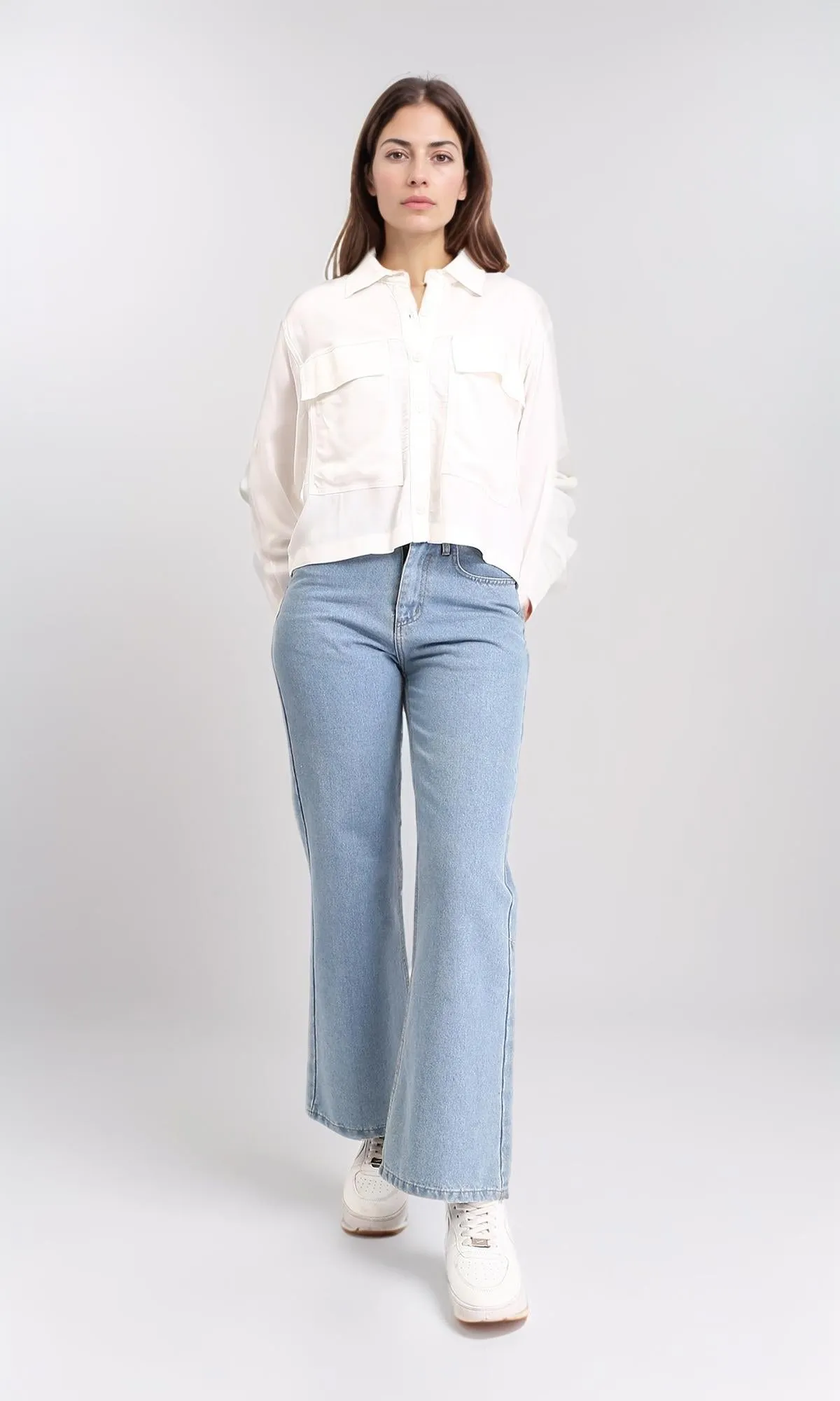 R209121 - Solid Short Shirt with Front Pockets - Off-White