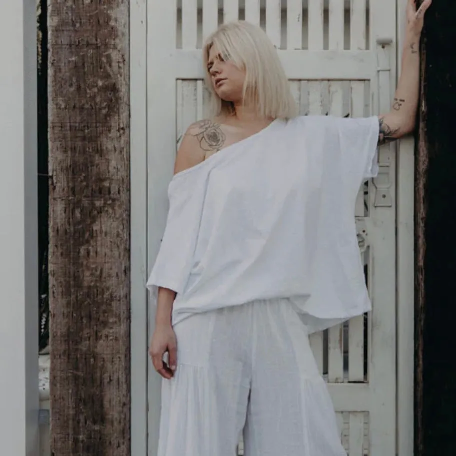 SILIANA TEE - WHITE